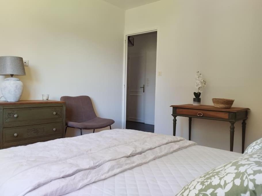Gite Le Vieux Moulin Sansais Экстерьер фото