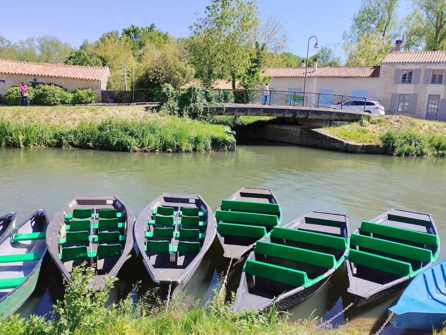 Gite Le Vieux Moulin Sansais Экстерьер фото